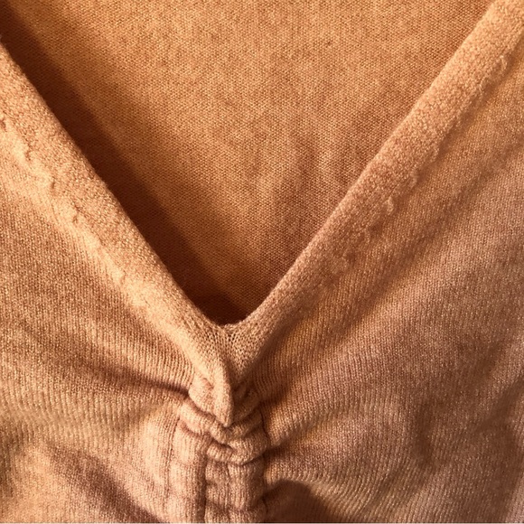 Dreamers by Debut soft stretch sweater dusty pink cinch front detail size M/L - Picture 3 of 9